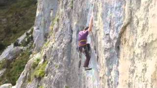 preview picture of video 'Climbing Brutus, 7a, La Cubana, Quiros'