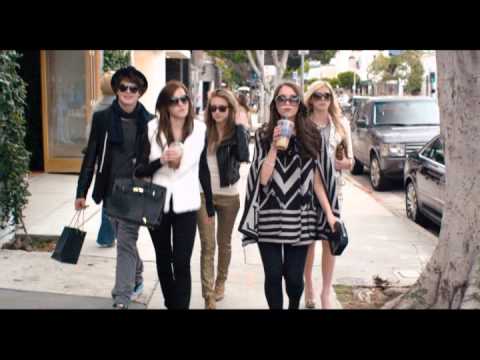 9/5(목) 개봉! 범죄자도 스타가 되는 세상?! '블링 링' 예고편 대공개!