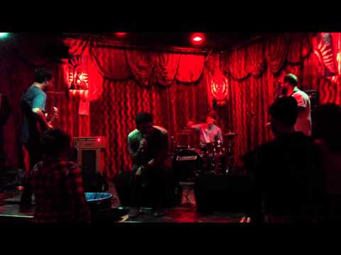 HALF GOON - PLAY DEAD