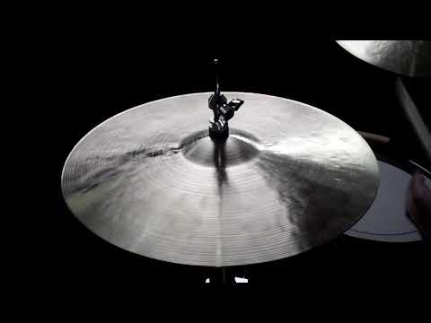 15 Hats, 1291g & 1114g - Handcrafted cymbals by Craig Lauritsen