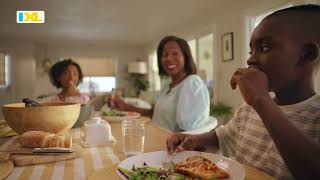 Dinner Table: Family Strategy Meeting (30s)