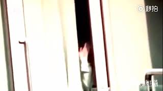 Exo Lay 张艺兴 YIXING with Xback