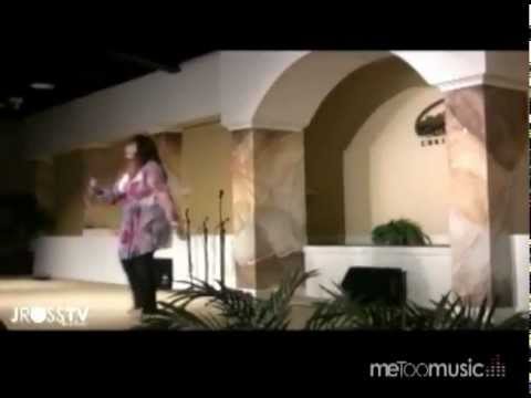 Kierra Sheard in Concert