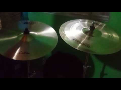 Pratos zeus custom crash 16  e crash hibrid de 18