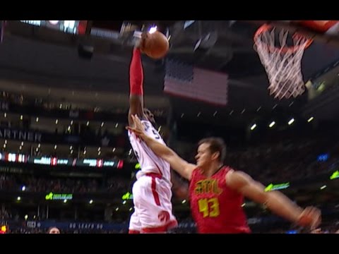 Patrick Patterson Driving Dunk Down The Middle On Hawks! |  12.03.16.