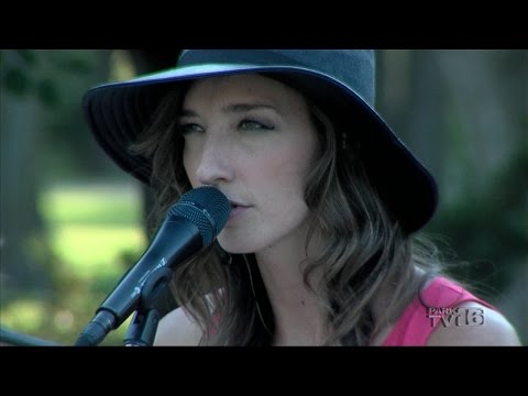 Jenn Bostic LIVE at Wolfe Park, MN 7/22/15