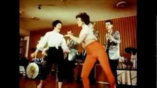 Duck Kim Hak - Neary Sok Khley - នារីសក់ខ្លី