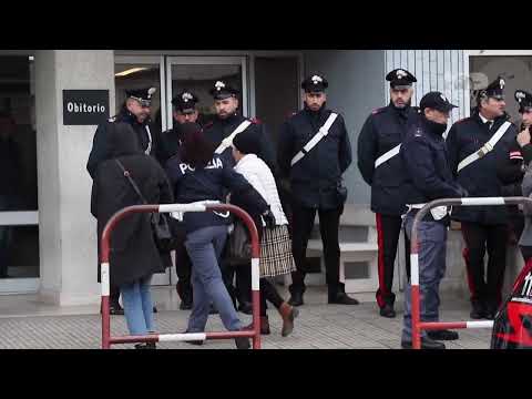 Top News- Hipi në çati për t’i shpëtuar policisë/ Si u kap shqiptari në Itali, fshihej tek e dashura