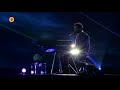 Duncan Laurence zingt 'Arcade' tijdens de tweede repetitie voor het Eurovisie Songfestival met en...