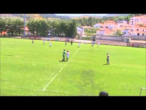 [15.05.2011] Escolas Oeiras vs Foz Côa :: Finta um e remata.... para golo