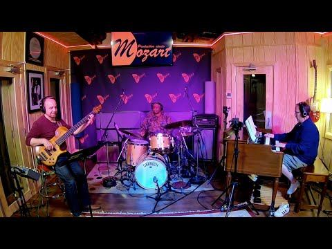 Marleaux BassGuitars - Purdie/Fabian/Oswanski "BPP Blues"