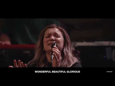 Show Me Your Glory "We need You To Come" UPPERROOM Worship Moment 01.30.22 Abbie Gamboa