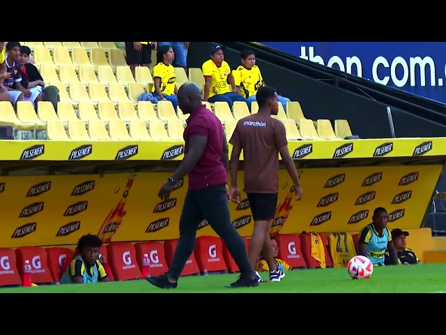Vídeo relacionado con Manta de Barcelona Equipo de Fútbol 160x130cm, Equipación Fútbol Barcelona, Regalo Barcelona, Accesorios del Barcelona, (Manta, 160X130 cm)