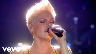 P!nk - Nobody Knows (Live From Wembley Arena, London, England (Mobile Video))