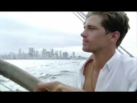 ANUNCIO DUTTI SPORT (MASSIMMO DUTTI) (MÚSICA -THE GROOVE 2009).mov