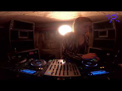 PATTERN : Tech Clubbers Invites - Liza Aikin - 10.29.22 -  6 PM