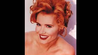 SEXY AND BEAUTIFUL PHOTOS OF Geena Davis