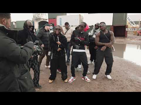 NSG X UNKNOWN T - KATE WINSLET BTS