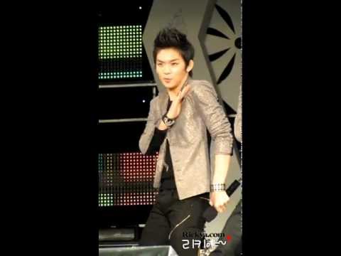 111014 ulsan workers song festival - no more perfume on you by Rickya.com