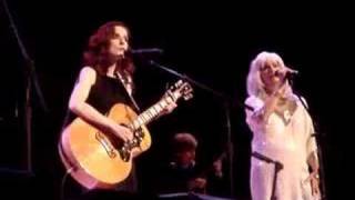 Patty Griffin &amp; Emmylou Harris &quot;Trapeze&quot; 11/1/07