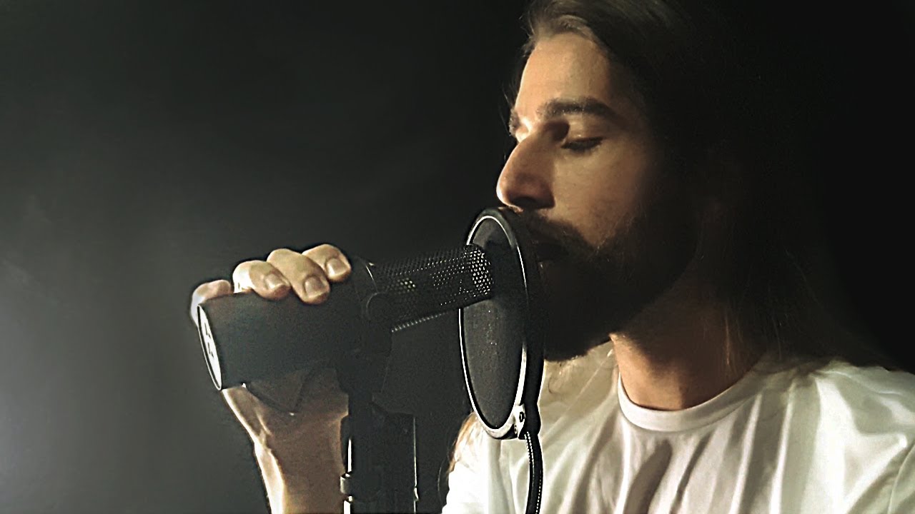 FIZ AULAS DE CANTO DURANTE 1 ANO E CANTEI ASSIM...