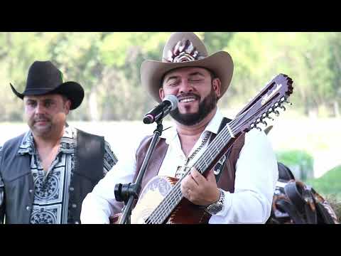 Los Viejones de Linares - Mi Padre Campeón (En Vivo)