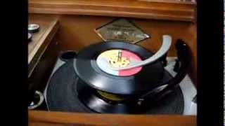 1965 Magnavox Astro-Sonic console stereo repair - part 3 (record player service)