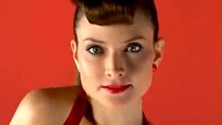 NICOLE     &quot;HOY&quot;