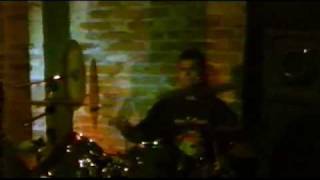 Heaven of Bones toca Junkhead - Alice in Chains no Juke Joint em 2002
