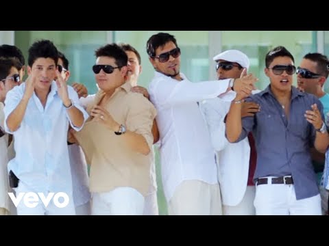 Banda Los Recoditos - Que A Toda Madre (Que A Todo Dar) (Video Oficial)