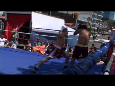 Francisco Fonseca vs Reyner Araya  Paseo Colón San José Costa Rica 26 enero 2014