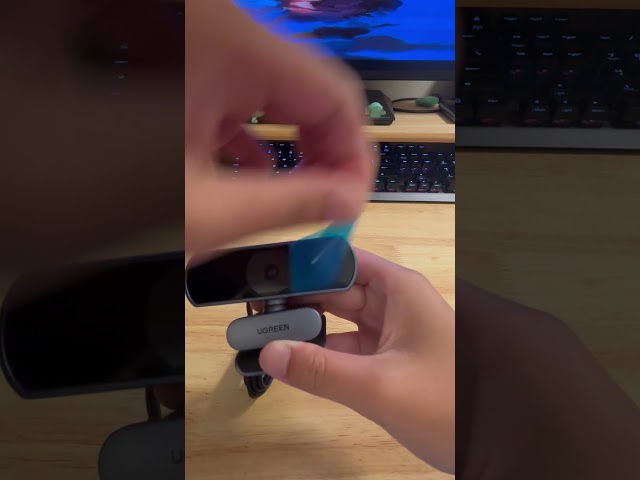 Vídeo relacionado con UGREEN Webcam 2K 30FPS Full HD USB Webcam para Ordenador Enfoque Fijo Plug and Play para Windows MacOS Linux Streaming Youtube Skype Call Video Zoom Videoconferencia(Gris Plata)