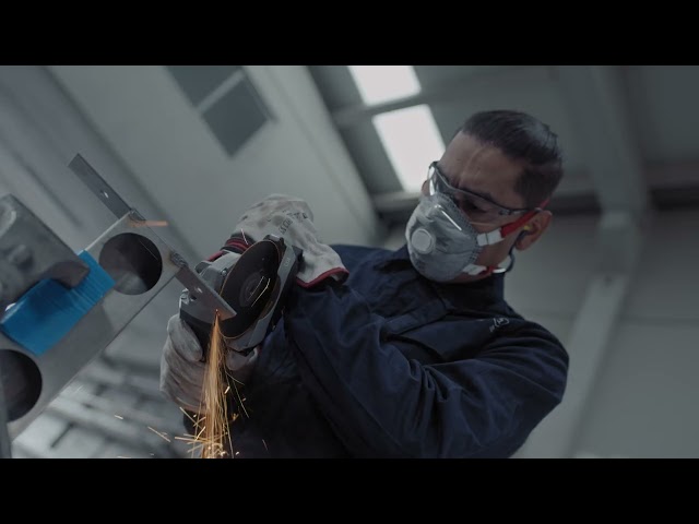 Video teaser voor PRO STAINLESS STEEL AND METAL de
