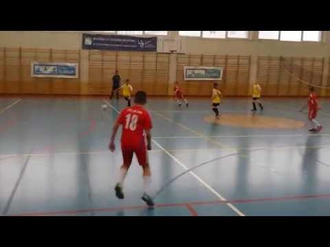 21.11.2015 Pogoń Zduńska Wola 2005 vs Pelikan Łowicz 3:1