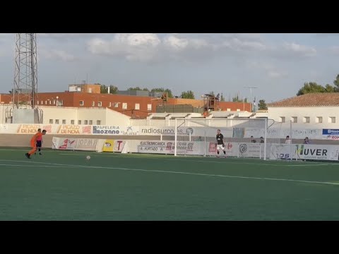 Derrota del Atlético Tomelloso en los penaltis frente al Villarrobledo en el Memorial Jesús Úbeda