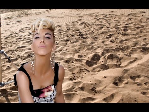 Videoclip de Uzaylı (Club Remix) — Hande Yener