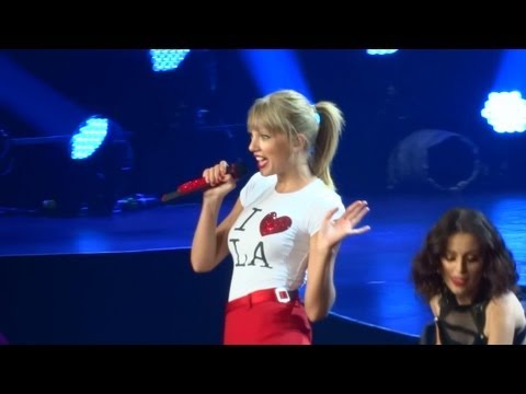 Taylor Swift & Cher Lloyd - "Want U Back" (Live in Los Angeles 8-19-13)