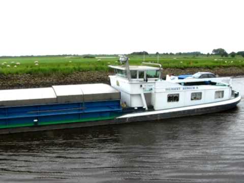 Vorbeifahrt Binnenschiff Diligent GMS - 02314193 am Schreibpegel Reithörne