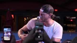 Chase Rice - How She Rolls