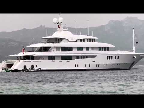 #Italien 🇮🇹 #Sardinien Hotel Sporting Porto Rotondo | Privatstrand – ein Erlebnis vor Megayachten 🛥️