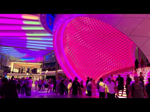 Thumbnail for [4K] Icon of the Seas VLOG #06. Day 1 - Dinner, Starburst, Aqua Action! Balloon Drop. 02/22/2025.
