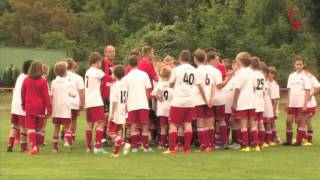 preview picture of video 'Audi Schanzer Fussballschule in Thale'