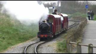 preview picture of video 'Cleethorpes Coast light Railway part 1'