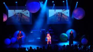 Saint Etienne @ Shepherds Bush Empire 14/12/2012. "Bad Photographer" & "When I Was Seventeen."