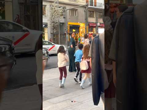 Georgina Rodriguez with her children in Madrid ❤