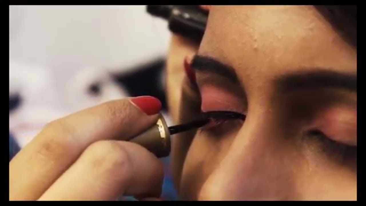 E-Commerce Saree Shoot - Behind The Scenes
