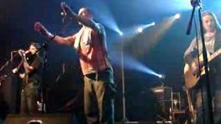 Videoklip Divokej Bill - Rozárka (live) s textom piesne