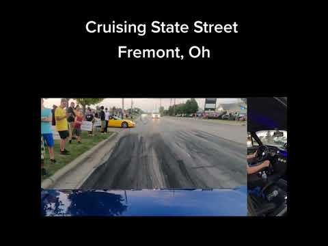 67 Mustang Cruising State Street Burnouts