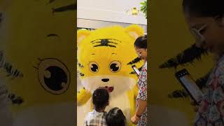 Elan Festive Glow: Elan Malls Transformed Into a Vibrant Stage