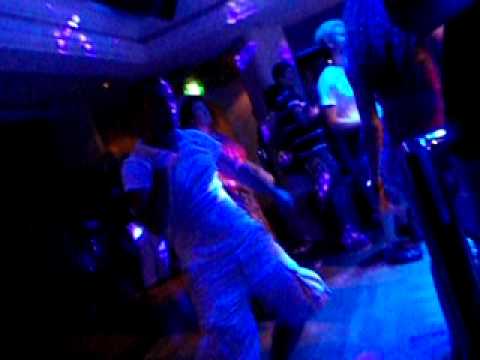 Americas funniest dancer. Hidden camera in the disco.